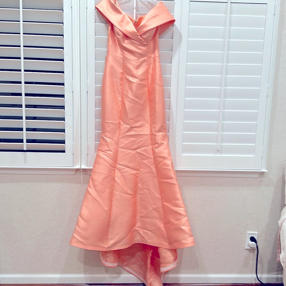 Tarik Ediz Long Trail Mermaid Peach Dress